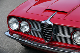 Alfa Romeo 2600 Sprint Bertone (1965) - am Treffen italienischer Oldtimerautos Italiauto 2013