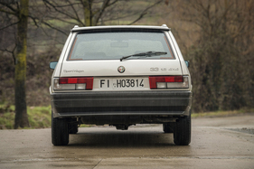 Alfa Romeo 33 1.5 4×4 Sport Wagon (1988) - die Heckklappe öffnet nur bis zu den Rückleuchten, der Ladeboden liegt bei der Allradversion allerdings auch recht hoch