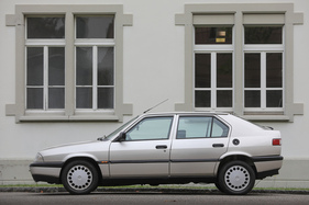 Alfa Romeo 33 1.7 i.e. 4x4 Elegante (1991) - knapp über vier Meter Länge (1991)
