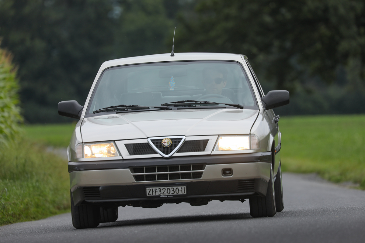 Alfa Romeo 33 1.7 i.e. 4x4 Elegante (1991) - sofort als Alfa Romeo zu erkennen