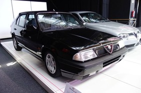 Alfa Romeo 33 (1992) – Alfa Romeo Storico in der Autoworld Brüssel 2022 (1992)