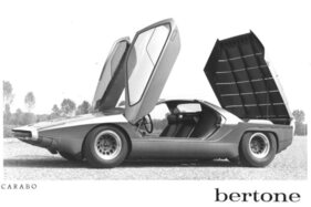 Alfa Romeo 33 Carabo Bertone (1968) - erstmals mit Scherentüren