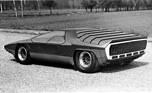 Alfa Romeo 33 Carabo Bertone (1968) - sieht faust aus ein ein Schuppentier