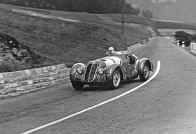 Alfa Romeo 412 (1951) - Willi-Peter Daetwyler am Bergrennen Tiefencastel-Lenzerheide 1951