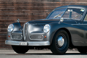 Alfa Romeo 6 C 2500 Gran Turismo (1951) - beim Gran Turismo sass der Motor weiter vorne als beim Freccia d'Oro