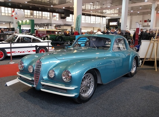 Alfa Romeo 6 C Super Sport (1948) – in auffälliger Farbe – Interclassics Classic Car Show Brüssel 2023