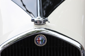 Alfa Romeo 6C 1750 GS 6th Series Coupé Figoni (1933) - am Concorso d'Eleganza Villa d'Este 2012 - Kategorie 'C - The Art of Streamlining'