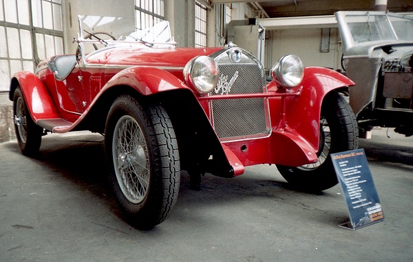 Bild Alfa Romeo 6C 1750 in der Ausstellung "Schlafende Automobile" in Kassel