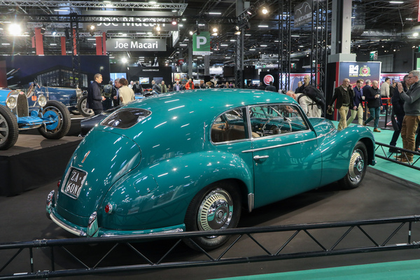 Alfa Romeo 6C 2500 (1948) - wegen des Hecks nannte man ihn auch "Walfisch" - Rétromobile Paris 2024