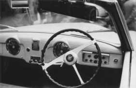 Alfa Romeo 6C 2500 Cabriolet Touring (1950) - Klappdeckel über den versenkt. Bedienungsknöpfen