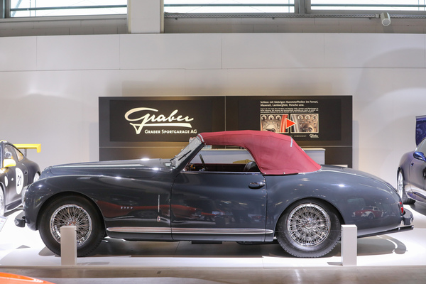 Alfa Romeo 6C 2500 SS Cabriolet Pinin Farina (1948) - auf dem Stand der Graber Sportgarage - Auto Zürich 2022