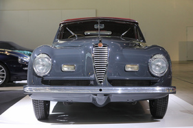 Alfa Romeo 6C 2500 SS Cabriolet Pinin Farina (1948) - auf dem Stand der Graber Sportgarage - Auto Zürich 2022 (1948)