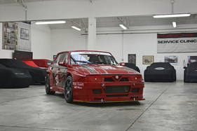 Alfa Romeo 75 Turbo Evoluzione A1/IMSA Specification (1987) - als Lot 286 an der Bonhams Versteigerung in Paris am 6. Februar 2020 (1987)