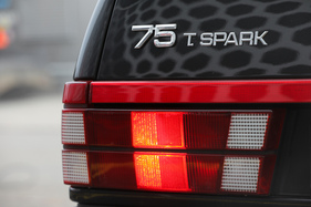 Alfa Romeo 75 Twin Spark "Limited Edition" (1992) - grossflächige Heckleuchten