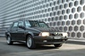 Alfa Romeo 75 Twin Spark "Limited Edition" (1992) - sportlich und dynamisch (© Daniel Reinhard, 2024) Alfa Romeo 75 Twin Spark "Limited Edition" (1992) - sportlich und dynamisch (© Daniel Reinhard, 2024)