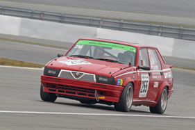 Alfa Romeo 75 V6 (1990) Im Feld der Scuderia Alfa Classico am RGB Saisonfinale 2018