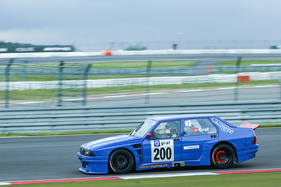 Alfa Romeo 75 V6 24V (1987) an der Historic Trophy Nürburgring 2016 im Rennfeld Scuderia Alfa Classico (1987)