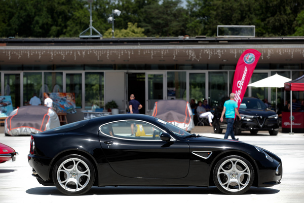 Alfa Romeo 8C Competizione (2010) - als Lot 31 an der Versteigerung der Oldtimer Galerie auf dem Dolder am 16. Juni 2018
