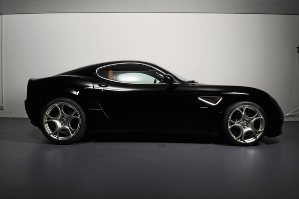 Bild: Alfa Romeo 8C Competizione (2010) - als Lot 31 an der Versteigerung der Oldtimer Galerie auf dem Dolder am 16. Juni 2018