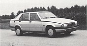 Bild: Alfa Romeo Alfa 75 1567 cm' - 110 PS (DIN) 2 Doppelvergaser