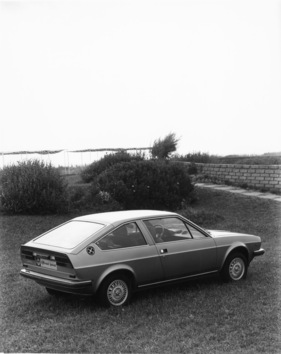 Alfa Romeo Alfasud Sprint (1977) - angedeutete Abrisskante am Heck