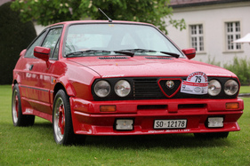 Alfa Romeo Alfasud Sprint QV Zender Sport (1984) - am Concorso d'Eleganza Italiauto in St. Urban am 3. Mai 2015 (1984)