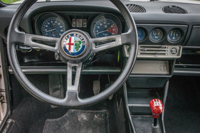 Alfa Romeo Alfasud ti 1.3 (1979) - zwei Haupt- und zwei Zusatzinstrumente