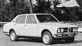 Bild: Alfa Romeo Alfetta (1974) – Gute Gewichtsverteilung dank Getriebe vor der Hinterachse