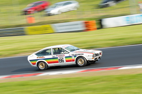 Alfa Romeo Alfetta GTV (1974) - Feld "Tourenwagen Siebzigerjahre" - Masters Historic Festival Brands Hatch 2023