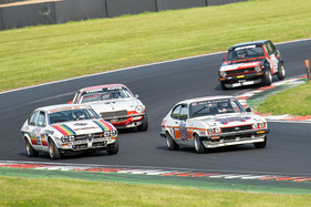 Bild Alfa Romeo Alfetta GTV (1974) - Feld "Tourenwagen Siebzigerjahre" - Masters Historic Festival Brands Hatch 2023