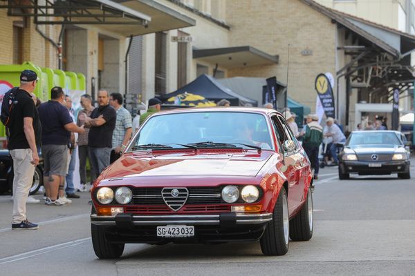 Alfa Romeo Alfetta GTV (1977) – Older Classics Mai 2024