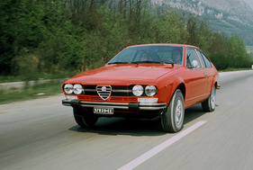 Alfa Romeo Alfetta GTV 2.0 (1976) – scharfes Geschoss (1976)