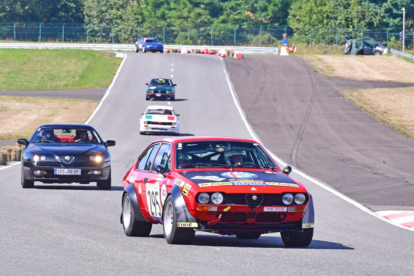 Alfa Romeo Alfetta GTV 2.0 Gr. 2 (1970) - Pista & Piloti Pferdsfeld 2024