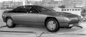 Alfa Romeo Delfino (1983) - Coupé-Studie von Bertone - aerodynamisch austariert - am Genfer Automobilsalon von 1983