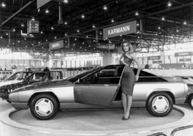 Alfa Romeo Delfino (1983) - eigenwillig geformtes Coupé von Bertone auf der Basis der Limousine Alfa 6 mit verkürztem Radstand - am Genfer Automobilsalon von 1983