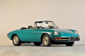 Alfa Romeo Duetto Spider (1969) - als Lot 502 angeboten in der Artcurial "Solo Alfa" Versteigerung vom 8. Februar 2014 Alfa Romeo Duetto Spider (1969) - als Lot 502 angeboten in der Artcurial "Solo Alfa" Versteigerung vom 8. Februar 2014