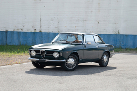 Alfa Romeo GT 1300 Junior (1967) - Lot 241 an der RM/Sotheby's Monaco Versteigerung am 10.11. Mai 2024