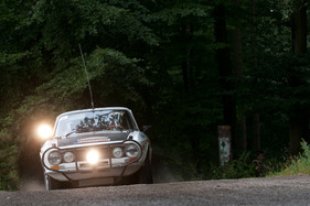Alfa Romeo GTV 1750 Gruppe 2 (1973) in der Gruppe «40 Jahre Rallyeweltmeisterschaft» am Eifel Rallye Festival 2013