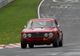 Alfa Romeo GTV (1970) - AVD Historic Marathon 2011