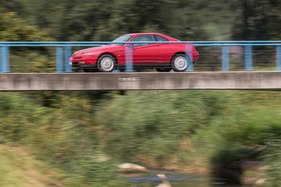 Alfa Romeo GTV 2.0 TS 16V (1998) - attractive appearance (1988)
