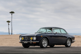 Alfa Romeo GTV 2000 (1974) - offered as lot 087 at the Bonhams Quail auction on August 19, 2022