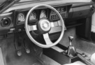 Alfa Romeo GTV 6 (1981) - das Armaturenbrett wurde gegenüber dem Vorgänger aufgefrischt, der Tacho ist nun vor dem Fahrer