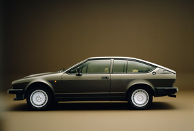 Alfa Romeo GTV 6 (1981) - elegantes Coupé mit V6-Motor Alfa Romeo GTV 6 (1981) - elegantes Coupé mit V6-Motor