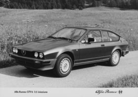 Alfa Romeo GTV 6 (1982) - Alfetta-Coupé mit 2,5-Liter-Einspritzermotor Alfa Romeo GTV 6 (1982) - Alfetta-Coupé mit 2,5-Liter-Einspritzermotor