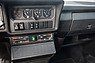 Alfa Romeo GTV 6 (1984) - wer braucht schon ein Radio bei diesem Motorsound? (© Daniel Reinhard, 2024) Alfa Romeo GTV 6 (1984) - wer braucht schon ein Radio bei diesem Motorsound? (© Daniel Reinhard, 2024)