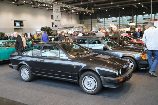 Alfa Romeo GTV6 2.5 (1984) - angeboten für vernünftige EUR 24'900 - Bremen Classic Motorshow 2023