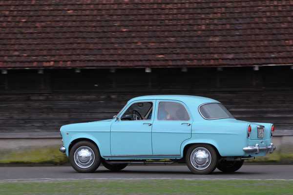 Bild: Alfa Romeo Giuilietta (1958) - in Hellblau - OSMT Zug am 5. Mai 2019