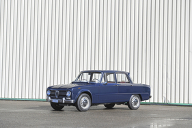 Alfa Romeo Giulia 1300 Super (1972) - als Lot 113 angeboten an der RM/Sotheby's St. Moritz Versteigerung vom 15. September 2023