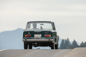 Alfa Romeo Giulia 1300 ti (1967) - 0 bis 100 km/h in rund 14 Sekunden