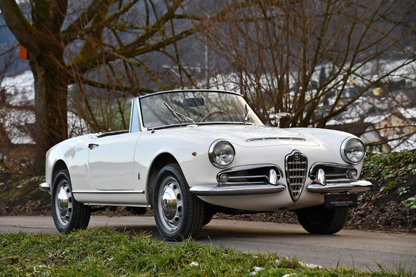 Alfa Romeo Giulia 1600 Spider (1963) - als Lot 149 angeboten an der Frühlingsversteigerung der Oldtimer Galerie Toffen am 25. März 2023